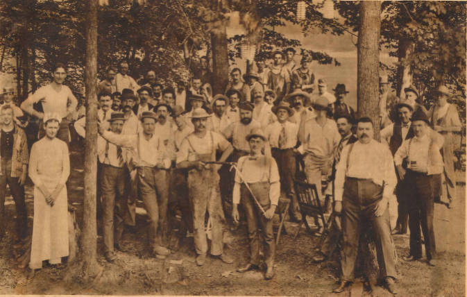 1907 Berghoff Brewery Bartenders Union members at Germania Park