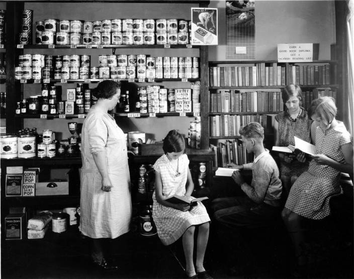 1920s Warner Brothers General Store
