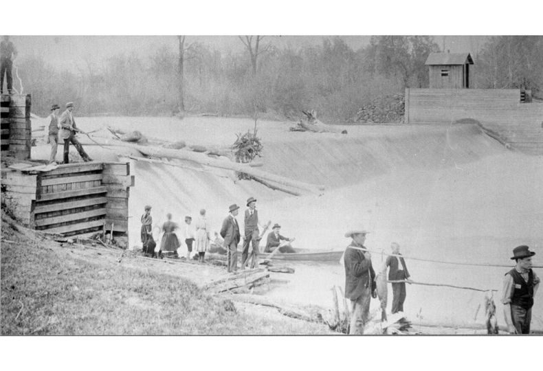 Dam in Fort Wayne