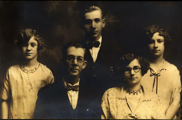 Historical photo or portrait
